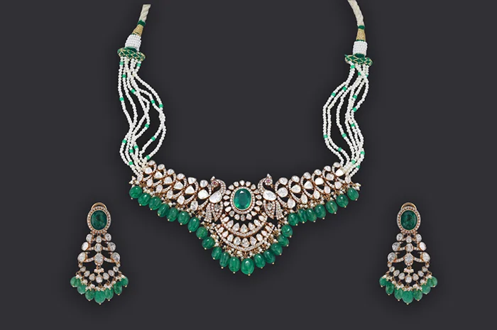 Emerald Majesty Necklace Set