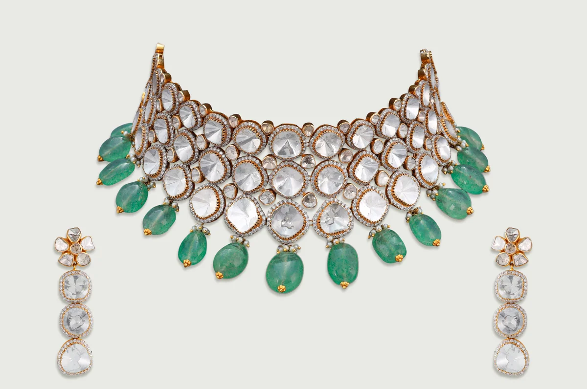 Alora Emerald Crest Choker Set