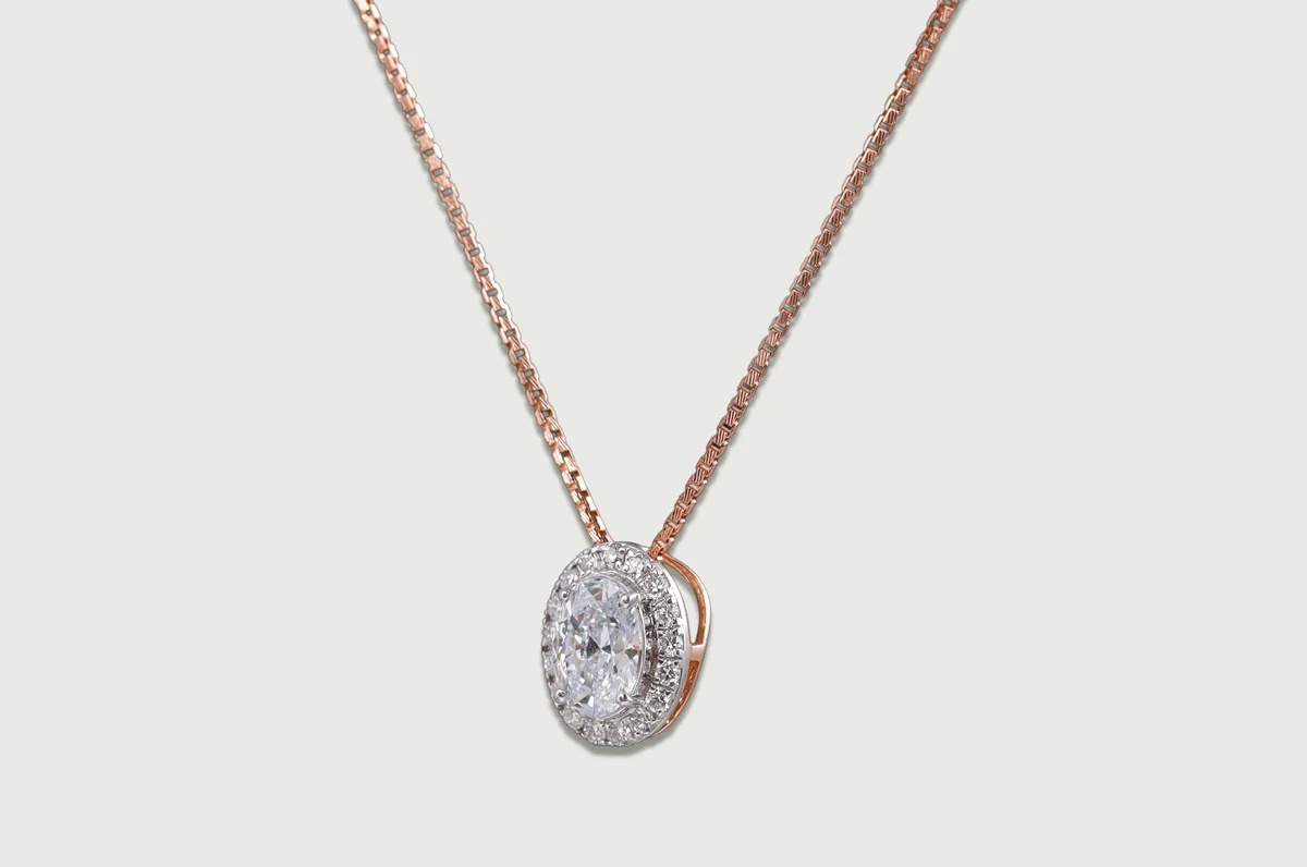 Serā Oval Halo Pendant & Studs Set 1